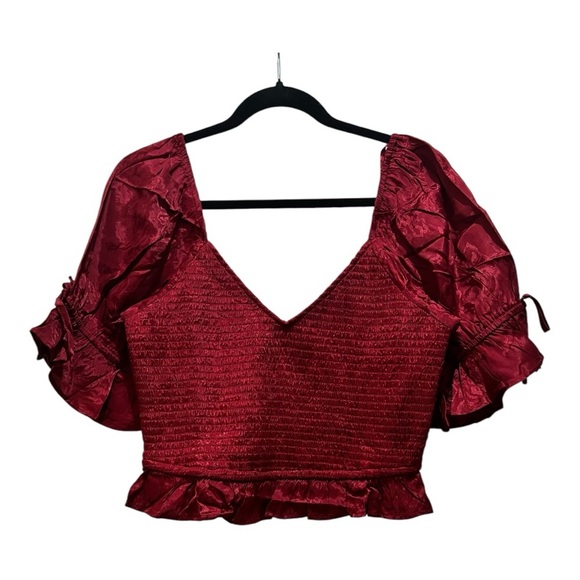 Band of the Free LEA RHUBARB SMOCKED
CROP TOP, size Large - Picture 6 of 12